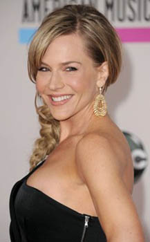 Julie Benz